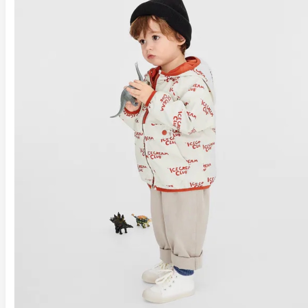 Zara REVERSIBLE TEXT PRINT RAINCOAT toddler 18-24